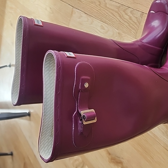 Hunter Tall Wellie Gloss Rain Boots size 37 - Picture 4 of 15
